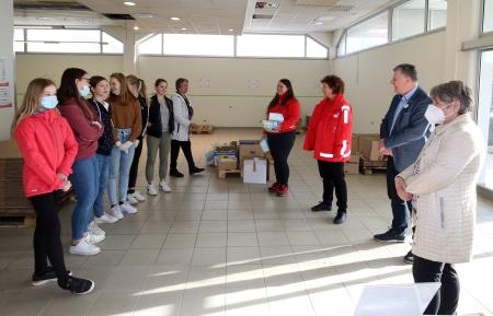 OBISK CENTRA ZA ZBIRANJE POMOČI UKRAJINI 02 FOTO LJUBO VUKELIČ